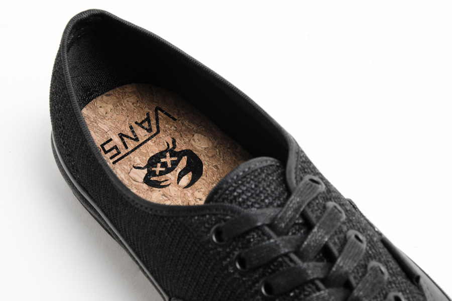 Chuck Hughes Off The Hook Vans Black Crap 06