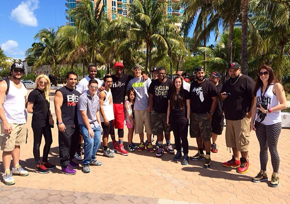 Dwyane Wade Surprises Fans During Li-Ning Way of Wade Meet-up