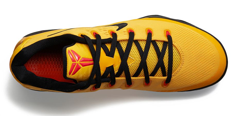Em Kobe 9s 02