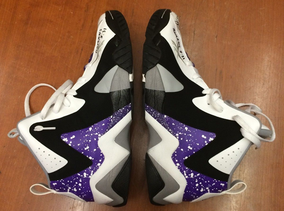 Isaiah Thomas Reebok Kamikaze Ii Charity