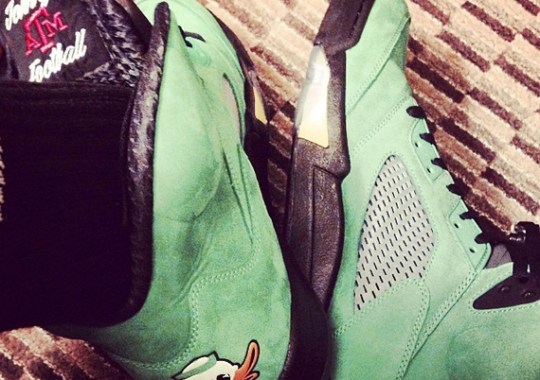 Johnny Manziel Shows off his Own PE of the Air Jordan 5 “Oregon”