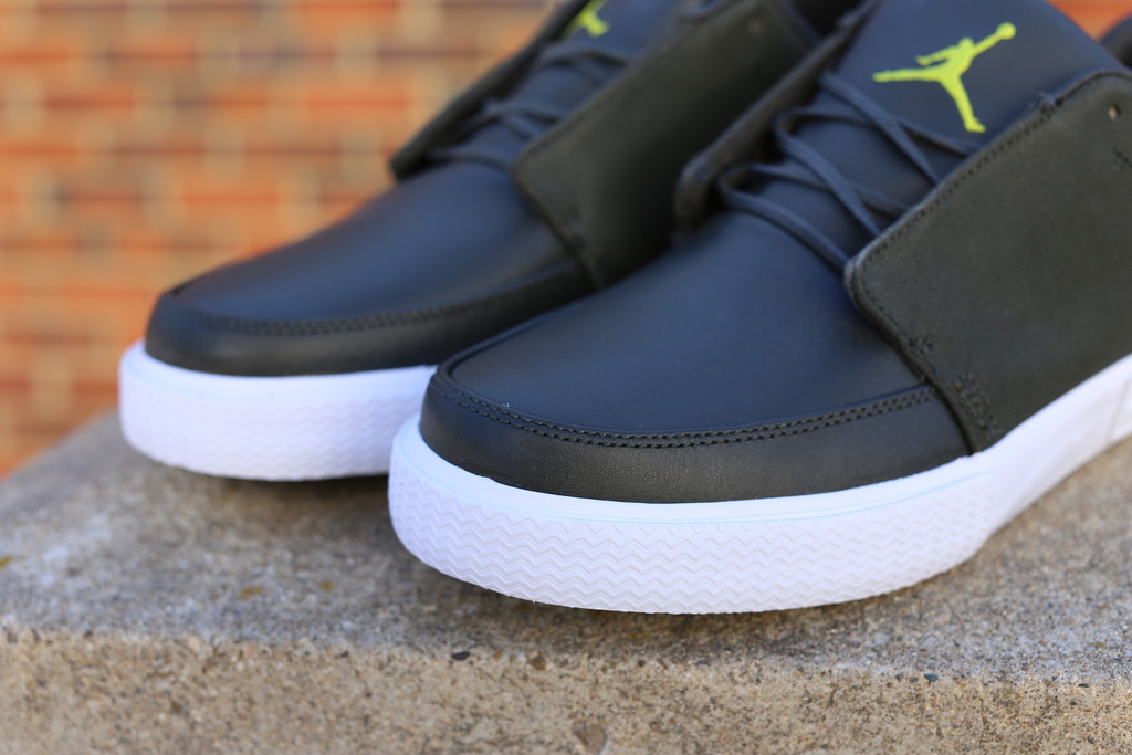 Jordan V 5 Grown Low Sequoia Venom Green 03
