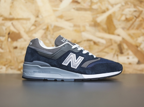 New Balance 997 "Navy" - Available