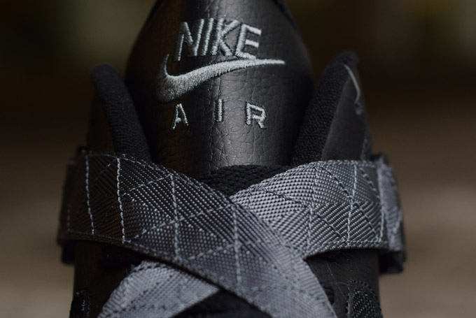 Nike Aid Raid Retro 02