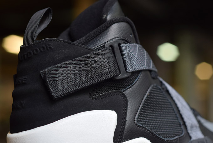 Nike Aid Raid Retro 03