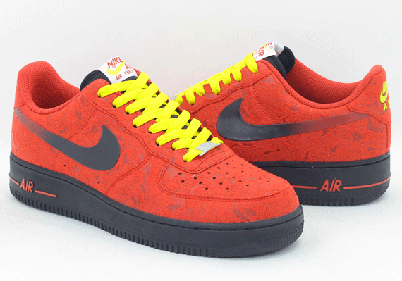 Nike Air Force 1 Low – University Red – Sail