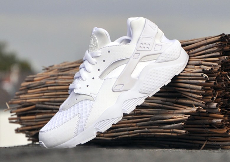 Nike Air Huarache “All White”