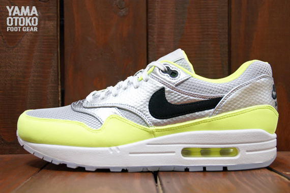 Nike Air Max 1 Fb Premium Metallic Silver Black Volt 2