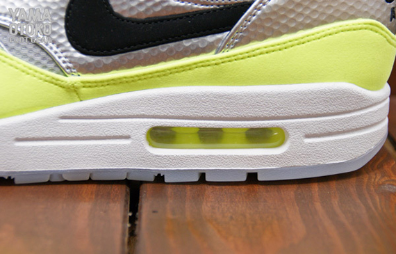 Nike Air Max 1 Fb Premium Metallic Silver Black Volt 6