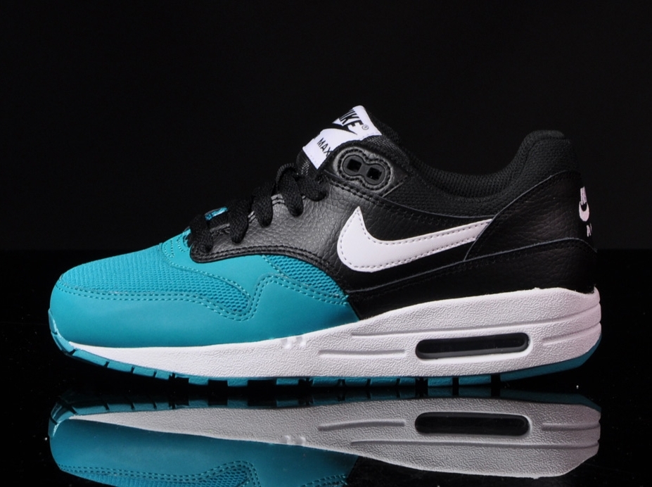 Nike Air Max 1 Gs White Black Turbo Green 02