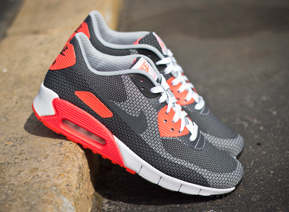 Nike Air Max 90 Jacquard "Infrared" - Available