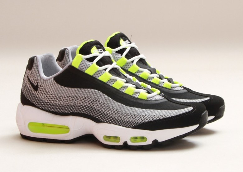 Nike Air Max 95 Jacquard “Neon”