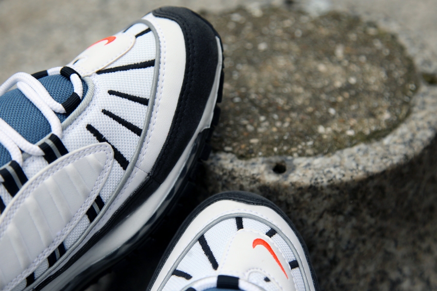 Nike Air Max 98 White Team Oragne Metallic Silver 03