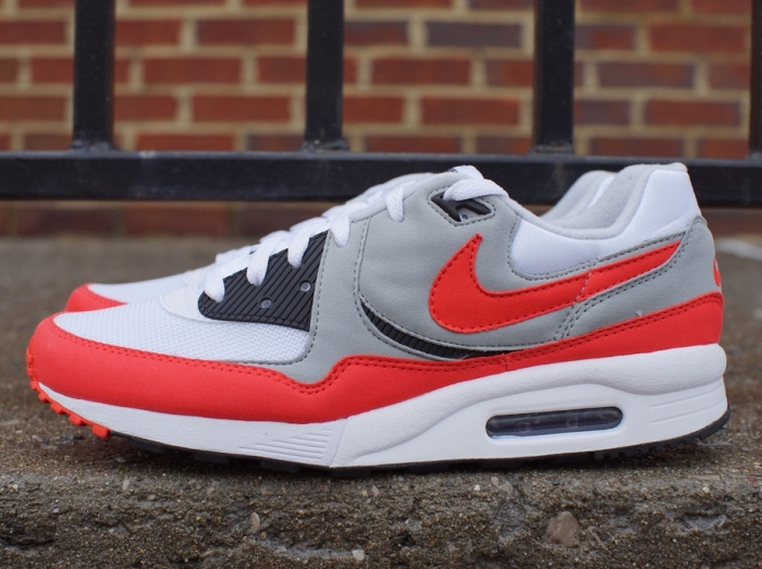 Nike Air Max Light Essential “Light Crimson”