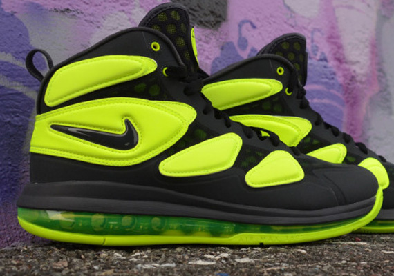 Nike Air Max Uptempo Zm Anthracite Volt 01