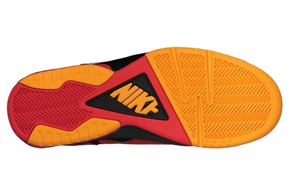 Nike Air Tech Challenge Huarache Light Crimson Atomic Mango Black 2