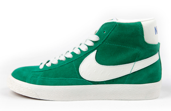 Nike Blazer Mid Vintage Multicolor Logo 3