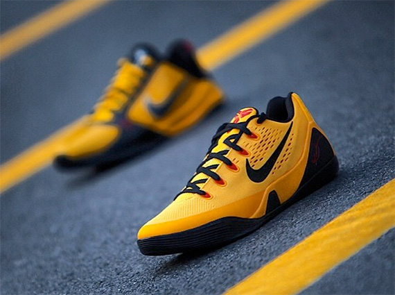 Nike Kobe Bruce Lee Comparison 1