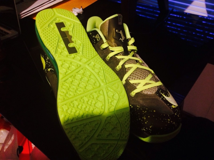 Nike Lebron 11 Low Dunkman Promo Sample 01