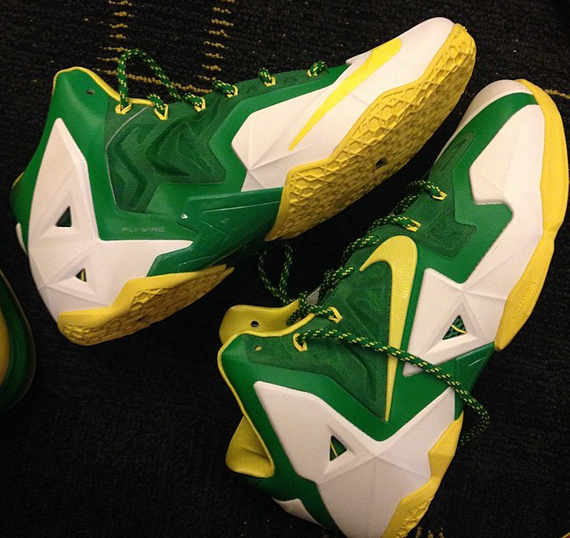 Nike Lebron 11 Oregon Ducks March Madness 2