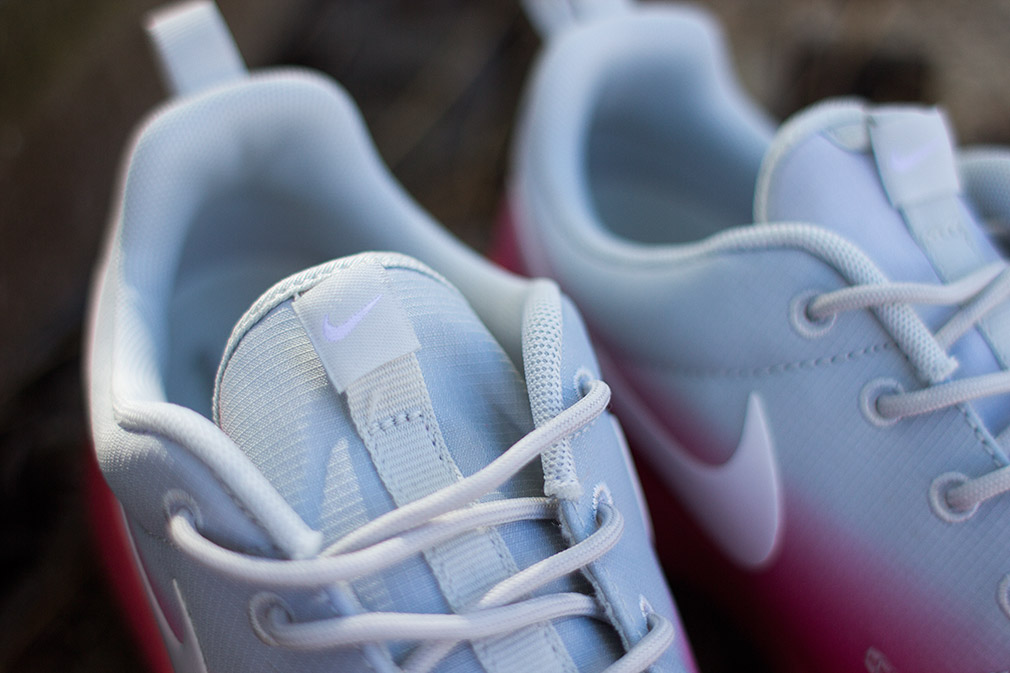 Nike Roshe Run Gradient Grey Pink 05