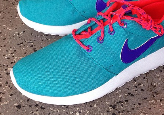 Nike Roshe Run GS "Turbo Green"