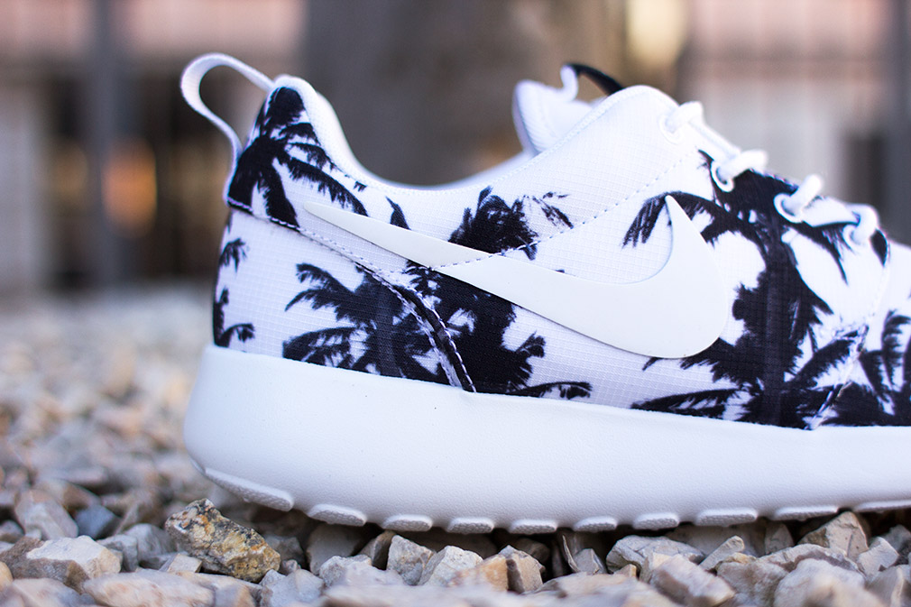 Nike Roshe Run Palm Trees 01