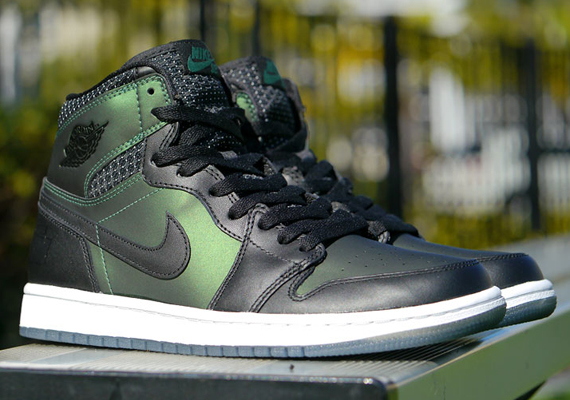 Nike SB Air Jordan 1 - Release Reminder