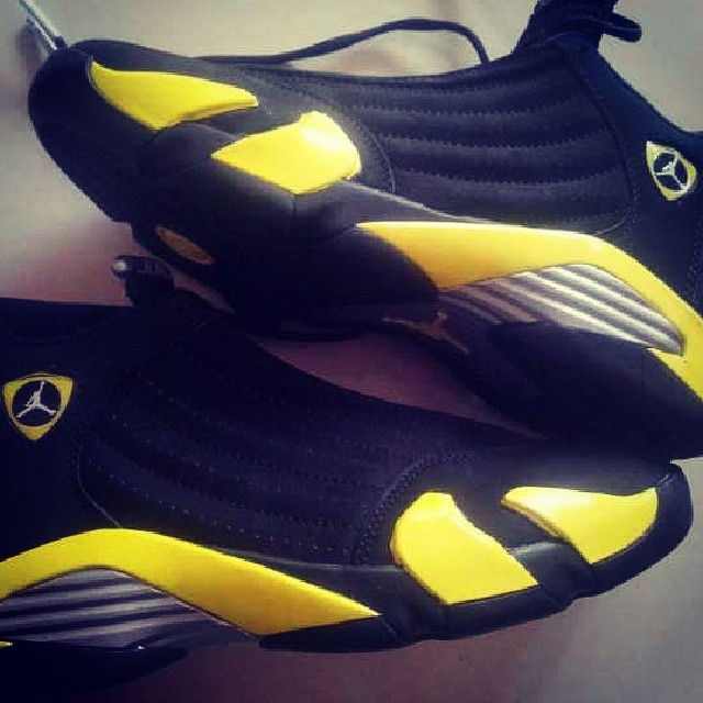 Thunder Air Jordan 14 02