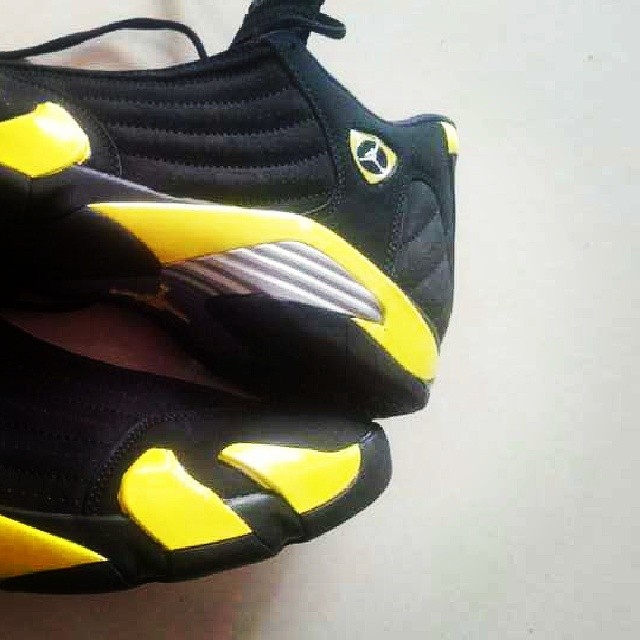 Thunder Air Jordan 14 03
