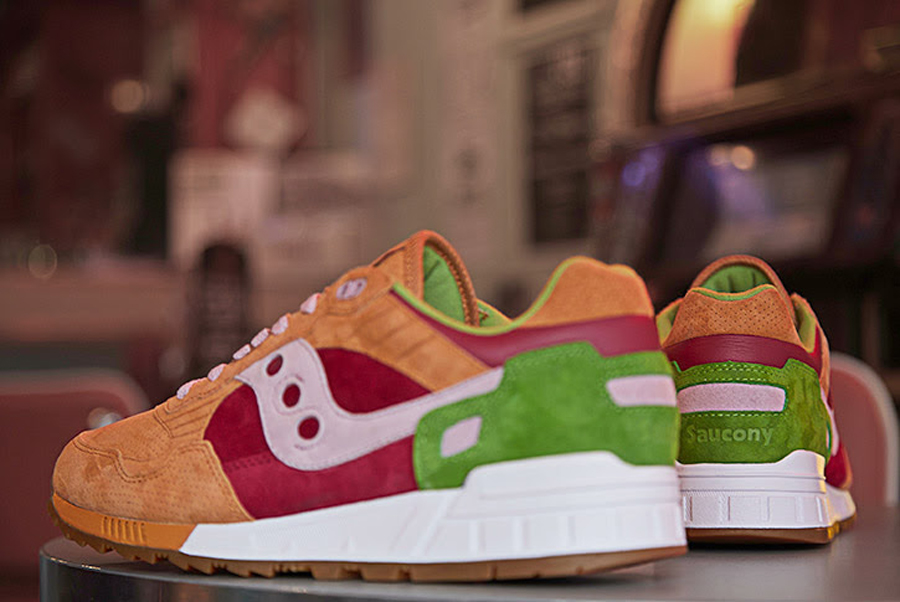 A Detailed Look At End Saucony Burger 2