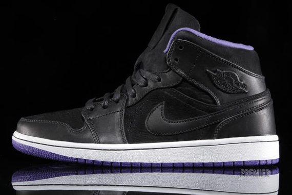 Air Jordan 1 Mid Nouveau Black Dark Concord 1