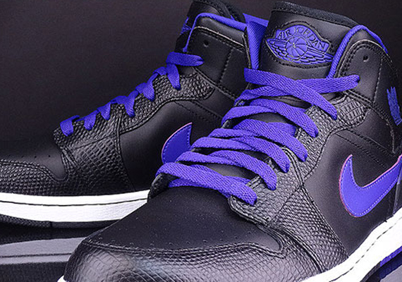 Air Jordan 1 Retor 86 Dark Concord 03