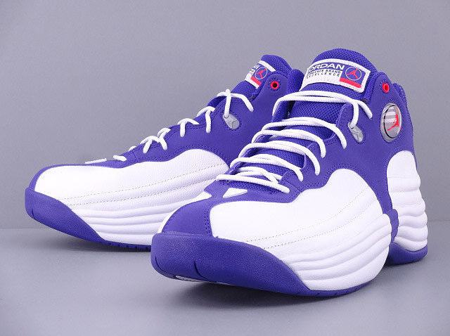 Jordan Jumpman Team 1 - White - Dark Concord - Infrared 23