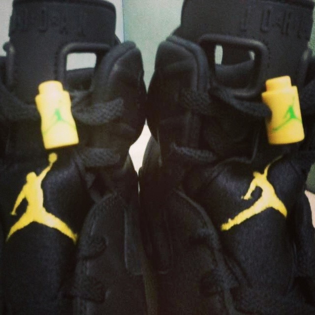 Jordan Vi Black Venom Green Speckle 08