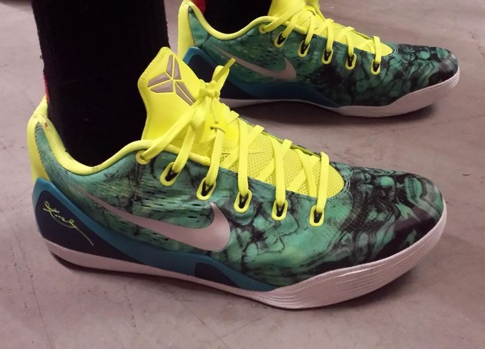 Kobe 9 Em Easter On Feet 01