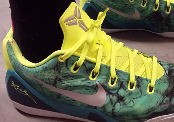 Kobe 9 Em Easter On Feet