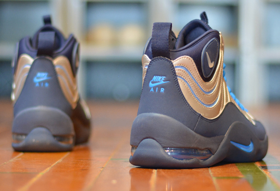 Nike Air Bakin Midnight Navy 2