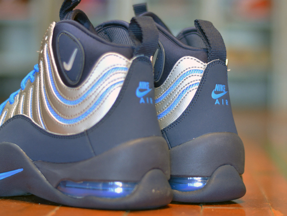 Nike Air Bakin Midnight Navy 3