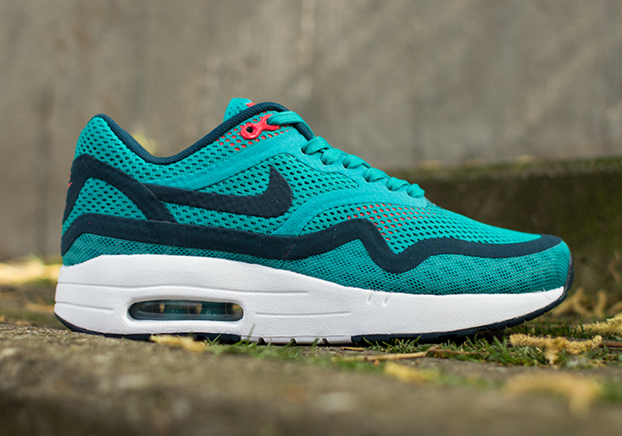 Nike Womens Air Max 1 Breathe - Tribal Green - Night Shadow - Laser Crimson