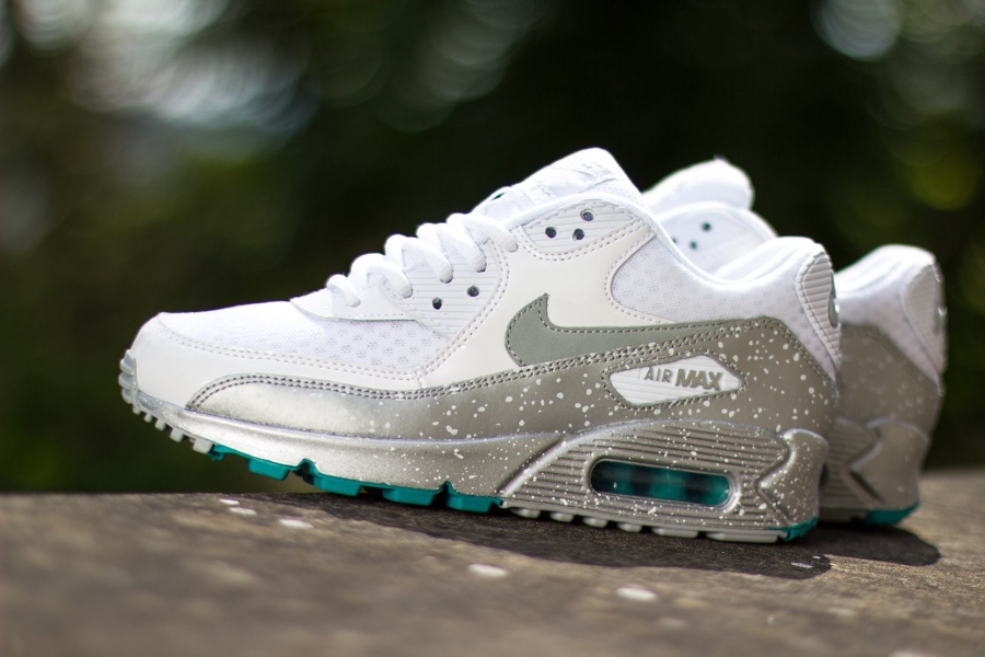 Nike Air Max 90 Speckle White Metallic Silver Turbo Green 02