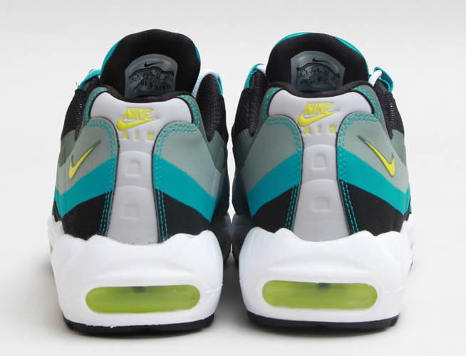 Nike Air Max 95 No Sew Black Venom Green 01