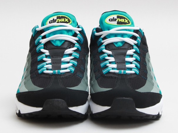 Nike Air Max 95 No Sew Black Venom Green 02