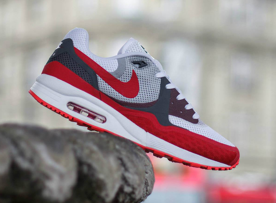 Nike Air Max Light Breathe University Red 02