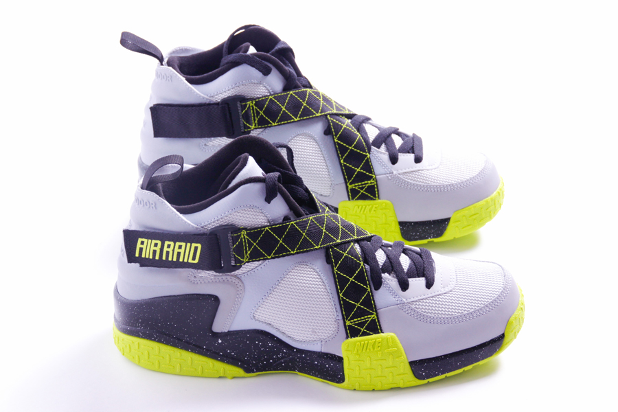 Nike Air Raid Wolf Grey Venom Green Black 1