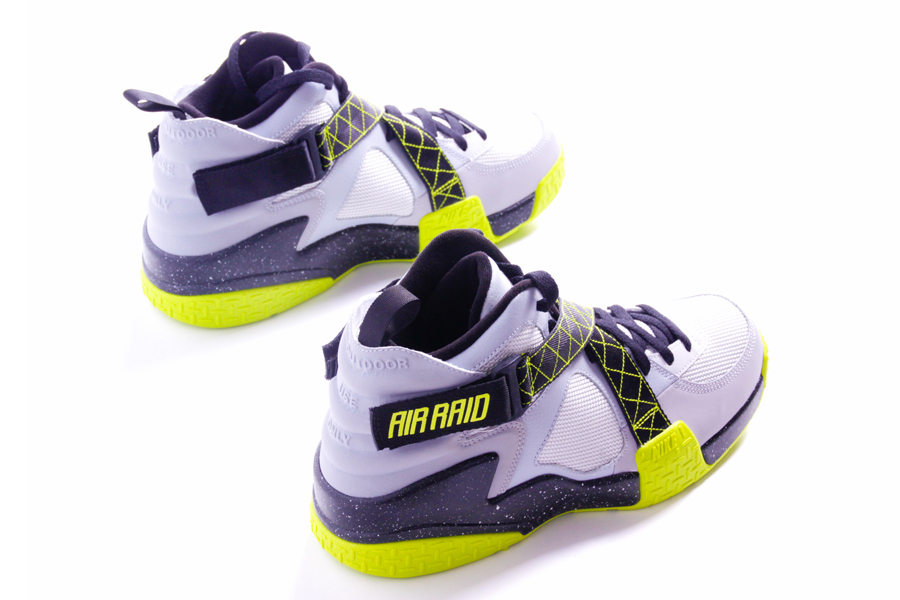 Nike Air Raid Wolf Grey Venom Green Black 2