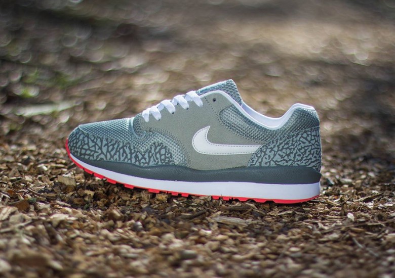 Nike Air Safari “Elephant” – Mica Green – Light Base Grey – Crimson