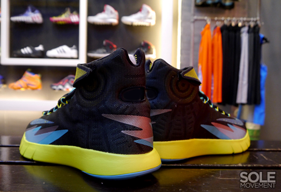 Nike Hyperrev Black Blue Yellow 1