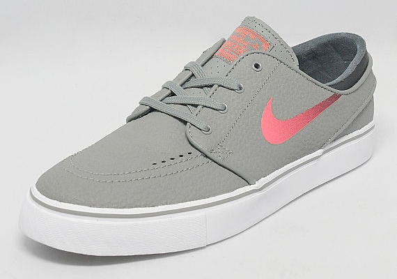 Nike Janoski Leather Gradient Swoosh 02