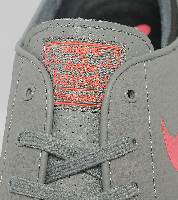 Nike Janoski Leather Gradient Swoosh 06